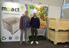 Joop Kurver en John Fridas van Mpact Plastic Containers (PTY0 Ltd